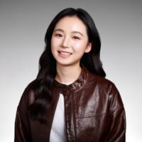 Lu Shi (Louise)