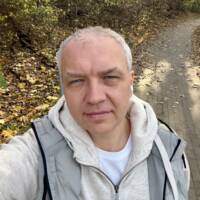 Ruslan Semenov
